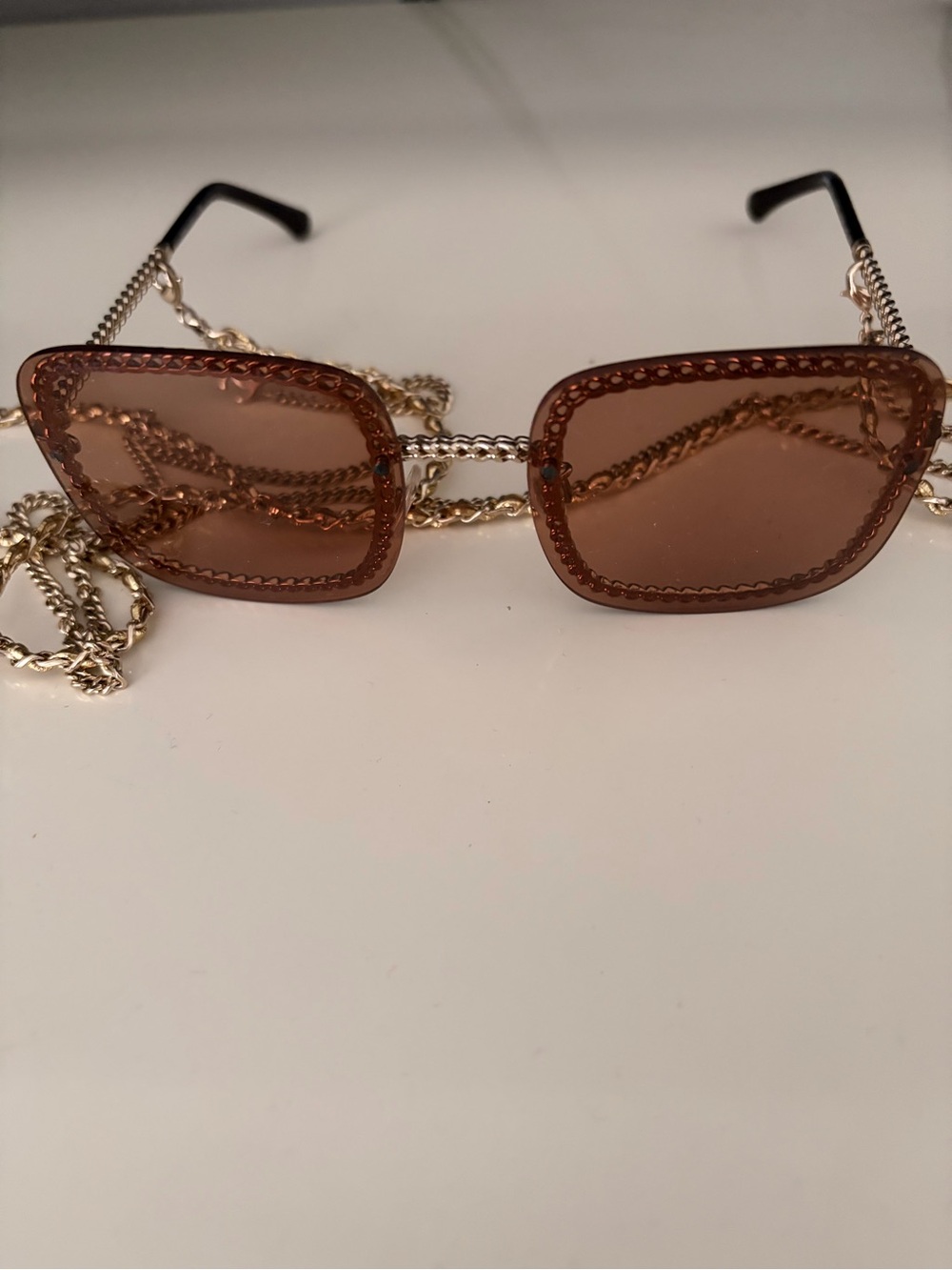 CHANEL Square Sunglasses with Pink/Brown Lenses and Gold Chain Ch4244 Col. 395/3 - Picture 4 of 7
